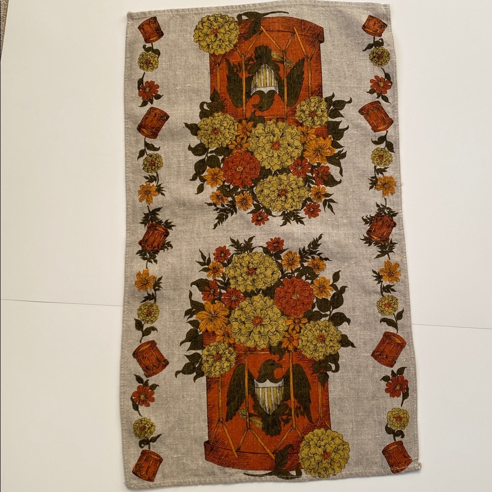 Vintage Linen 1960’s Early American Independence Patriotic USA Floral Tea Towel
